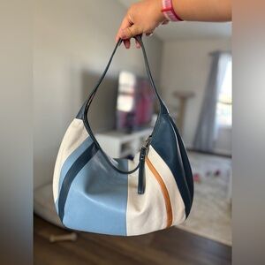 VINTAGE COACH MULTI COLOR ERGO STRIPE HOBO BAG IN GRAT CONDITION